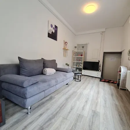 Cityapartment Mit Terrasse Bis 4 Personen Zentrum Direkt Stadtmitte Rheinpromenade Appartement *
