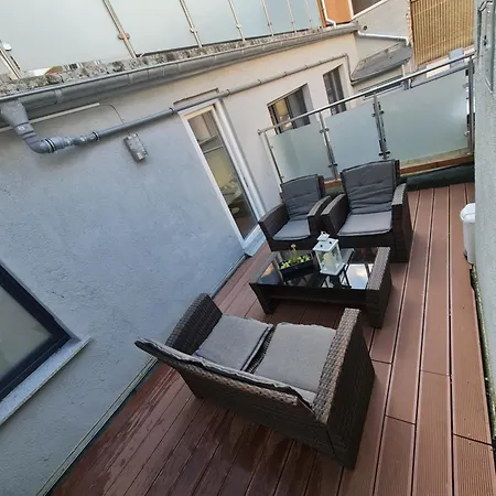 Cityapartment Mit Terrasse Bis 4 Personen Zentrum Direkt Stadtmitte Rheinpromenade Appartement Neuwied